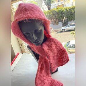 Soft pink peach scarf hat set from ARIS